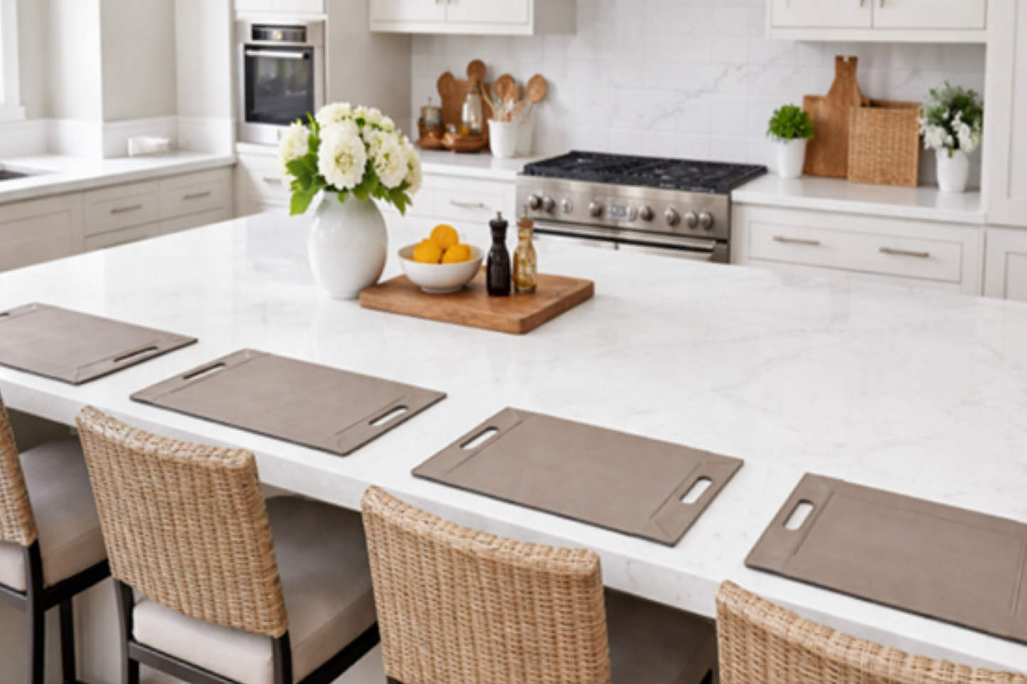 DUO PLACEsMAT Convertible Tray and Reversible Placemat, Crafted with Wood Core and Wrapped in 2-Color Premium Faux Leather - Strong, Versatile and Stylish for any Décor. Perfect for casual dining, parties, patio, ottoman, and as a desk mat. Space saving.